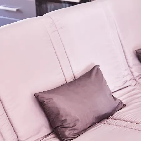 Th 103 F2 A 1 A 3 Personnes アパート タン