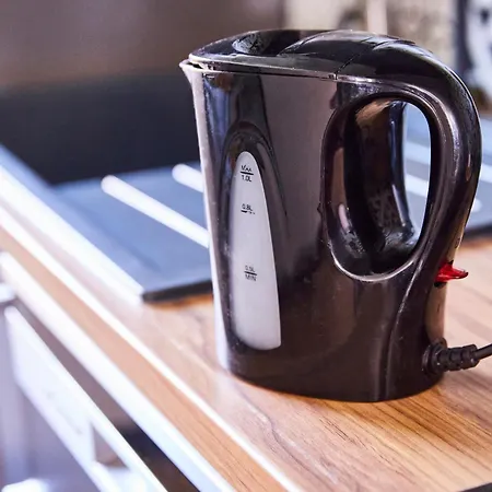 Th 103 F2 A 1 A 3 Personnes * タン